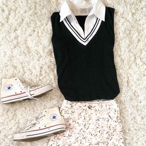 Adorable 90s Sweater Vest Tank with Faux Collared